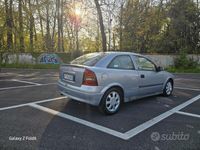 Usata Opel Astra 101 CV (74 kW) 2001 Grigio Berlina