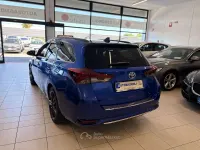 Usata Toyota Auris Hybrid Edition 99 CV (72 kW) 2018 Blu Station wagon