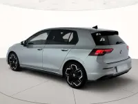 Nuova VW Golf VIII R-line Plus 150 CV (110 kW) 2026 Dolomite silver metallizzato Berlina