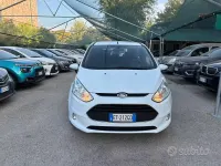Usata Ford B-MAX Business Edition 100 CV (73 kW) 2013 Bianco Monovolume