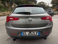 Usata Alfa Romeo Giulietta Exclusive 170 CV (125 kW) 2012 Grigio Utilitaria