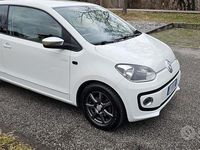 Usata VW up! 75 CV (55 kW) 2012 Bianco Utilitaria