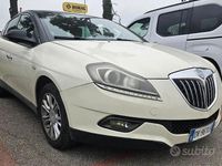 Usata Lancia Delta 120 CV (88 kW) 2009 Bianco Utilitaria