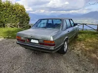 Usata BMW 528 184 CV (135 kW) 1982 Verde Berlina