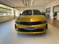 Usata Opel Astra Ultimate 131 CV (96 kW) 2022 Beige Utilitaria