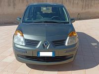Usata Renault Modus Authentique 68 CV (50 kW) 2006 Grigio Monovolume