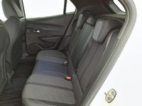 Usata Peugeot e-2008 GT-line 100 kW (136 CV) 2020 Bianco SUV