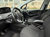 Usata Peugeot 208 75 CV (55 kW) 2016 Nero Utilitaria
