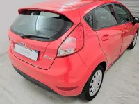 Usata Ford Fiesta Titanium 101 CV (74 kW) 2016 Rosso Utilitaria
