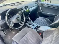 Usado Skoda Superb Style 150 CV (110 kW) 2020 Negro Familiar