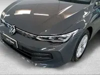 Usata VW Golf VIII Life 116 CV (85 kW) 2025 Grigio Utilitaria