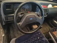 Usata Ford Escort 50 CV (36 kW) 1988 Bianco Berlina