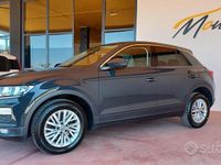 Usata VW T-Roc Advance 116 CV (85 kW) 2018 Grigio SUV