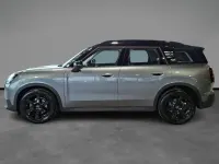Usata Mini Countryman Classic 150 CV (110 kW) 2025 Verde / metallizzato SUV