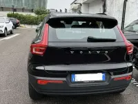 Usata Volvo XC40 Momentum 129 CV (94 kW) 2021 Nero SUV