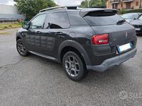 Usata Citroën C4 Cactus 100 CV (73 kW) 2016 Nero Utilitaria