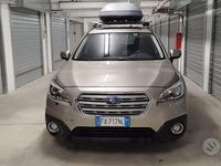 Usata Subaru Outback Style 150 CV (110 kW) 2015 Beige Station wagon