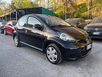 Usata Toyota Aygo Sol 68 CV (50 kW) 2010 Nero Utilitaria