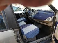 Usata Fiat Multipla 110 CV (80 kW) 2001 Grigio Monovolume