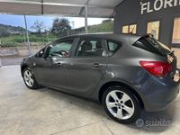 Usata Opel Astra 125 CV (91 kW) 2010 Grigio Station wagon