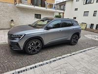 Usata Renault Austral Iconic 131 CV (96 kW) 2023 Grigio SUV