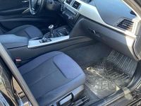 Usata BMW 318 Sport Line 143 CV (105 kW) 2014 Station wagon