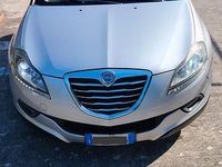 Usata Lancia Delta 105 CV (77 kW) 2012 Grigio Utilitaria