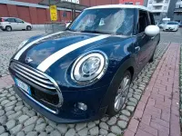 Usata Mini Cooper 88 CV (64 kW) 2015 Bluazzurro Utilitaria