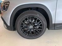 Usata Mercedes GLB200 Premium 149 CV (109 kW) 2023 Grigio SUV