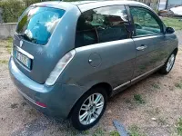 Usata Lancia Ypsilon 90 CV (66 kW) 2006 Grigio Utilitaria