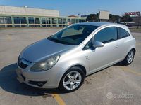 Usata Opel Corsa 85 CV (62 kW) 2011 Grigio Utilitaria