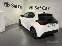 Nuova Toyota Yaris Hybrid Trend 2026 Bianco Berlina