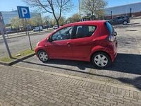 Usata Toyota Aygo Sol 68 CV (50 kW) 2009 Rosso Utilitaria