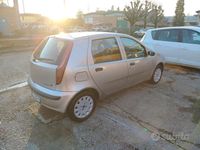 Usata Fiat Punto 60 CV (44 kW) 1999 Grigio Utilitaria