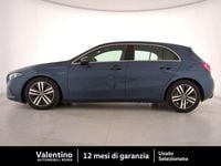 Usata Mercedes A160 109 CV (80 kW) 2022 Blu/azzurro Utilitaria