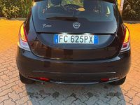 Usata Lancia Ypsilon 69 CV (50 kW) 2016 Nero Utilitaria