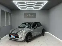 Usata Mini Cooper D Business 116 CV (85 kW) 2016 Grigio Utilitaria