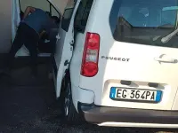 Usata Peugeot Partner 90 CV (66 kW) 2011 Bianco Monovolume