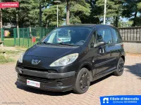Usata Peugeot 1007 73 CV (53 kW) 2008 Nero Monovolume