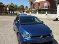 Usata VW Polo R-line 95 CV (69 kW) 2023 Blu Utilitaria