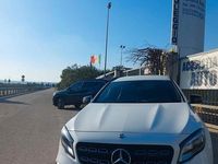 Usata Mercedes GLA220 Executive 136 CV (100 kW) 2018 Bianco SUV