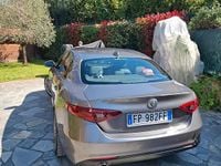 Usata Alfa Romeo Giulia 150 CV (110 kW) 2018 Grigio Berlina