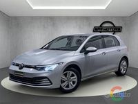Usata VW Golf VIII Life 150 CV (110 kW) 2020 Berlina