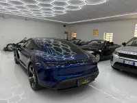 Usata Porsche Taycan 4S 139 kW (190 CV) 2021 Blu Berlina