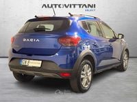 Usata Dacia Sandero Comfort 91 CV (66 kW) 2023 Blu scuro Berlina