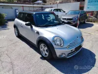 Usata Mini Cooper D Chili 109 CV (80 kW) 2008 Grigio Utilitaria