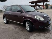 Usata Lancia Ypsilon 75 CV (55 kW) 2011 Lilla Utilitaria