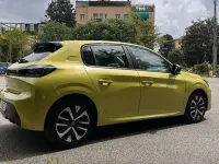 Usata Peugeot 208 Active 101 CV (74 kW) 2024 Utilitaria