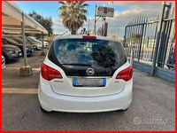 Usata Opel Meriva Cosmo 110 CV (80 kW) 2011 Bianco Monovolume