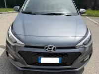 Usata Hyundai i20 75 CV (55 kW) 2019 Grigio Utilitaria